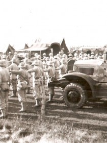 5th Infantry Division soldiers line up for instruction.