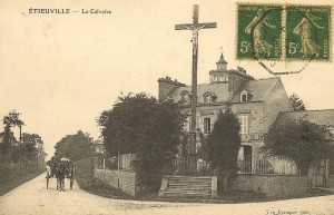 Historical photo of Pont l'Abbe wayside cross.